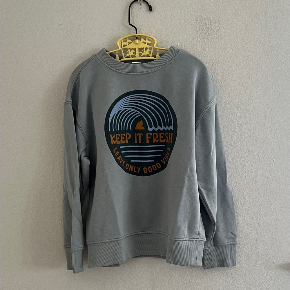 Old Navy Boys Graphic crew neck sweatshirt